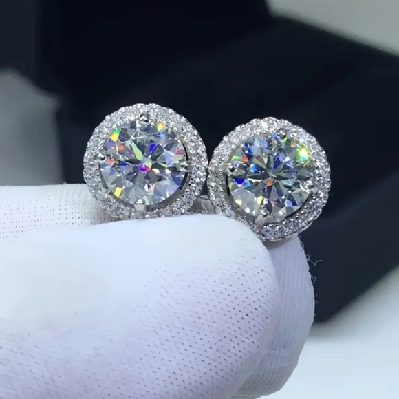 Silver Stud Earrings - Picture 1 of 3